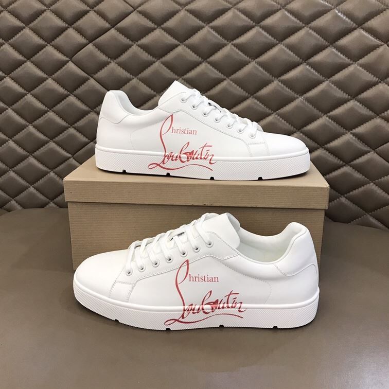 CHRISTIAN LOUBOUTIN LOW TOP SNEAKER – CLS022