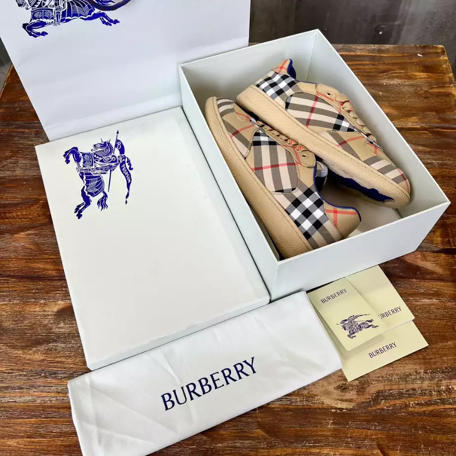 BURBERRY CHECK TERRACE SNEAKERS – BBR094