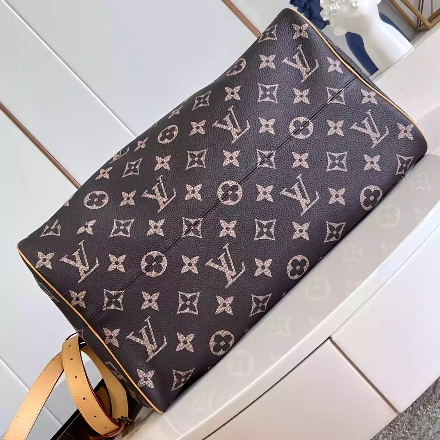 SPEEDY P9 BANDOULIERE 50 MONOGRAM SOFT CALFSKIN M46962 – LW359