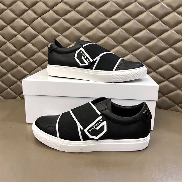 GIVENCHY ELASTICATED LOGO STRAP SNEAKERS – GVC005