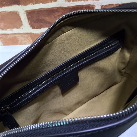 GUCCI SIGNATURE CLUTCH BAG – BG030