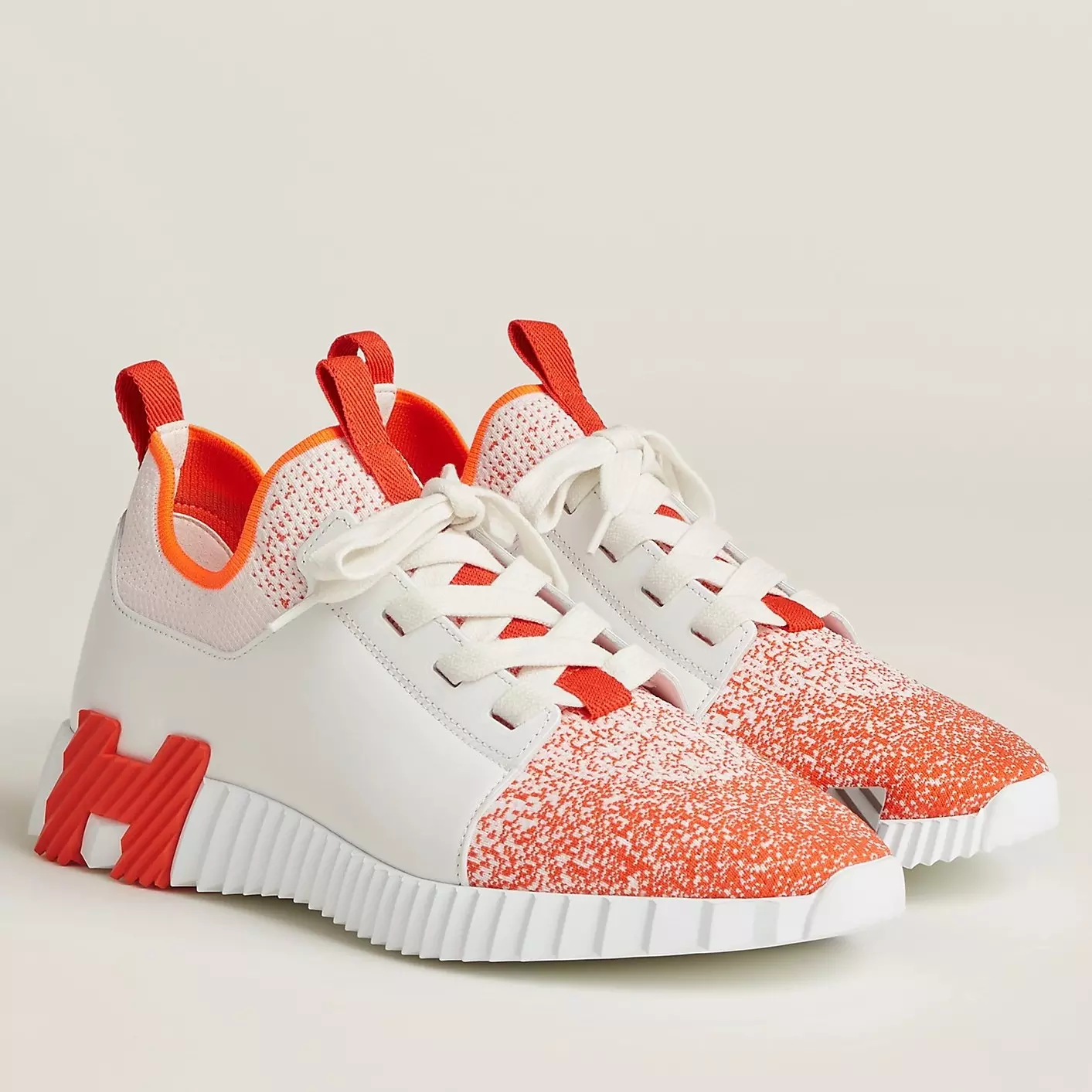 Hermes Men’s Depart Sneakers in Orange Gradient Knit – HM028