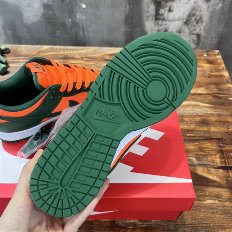 NIKE DUNK LOW MIAMI HURRICANES – NSN021