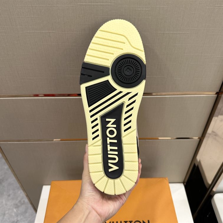 LOUIS VUITTON X NIKE TRAINER SNEAKERS – LVS196