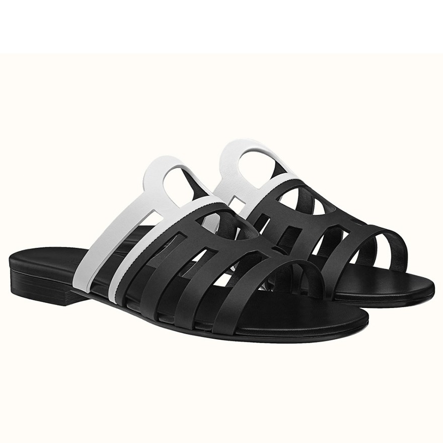 HERMES CAMELIA SLIDE SANDALS IN BLACK/WHITE CALFSKIN – HMSD140