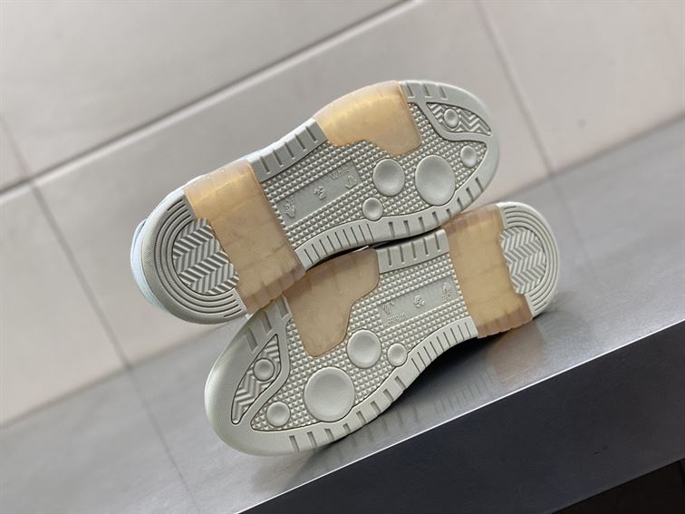 OFF-WHITE OUT OFF OFFICE FOR WALKING – OFW020