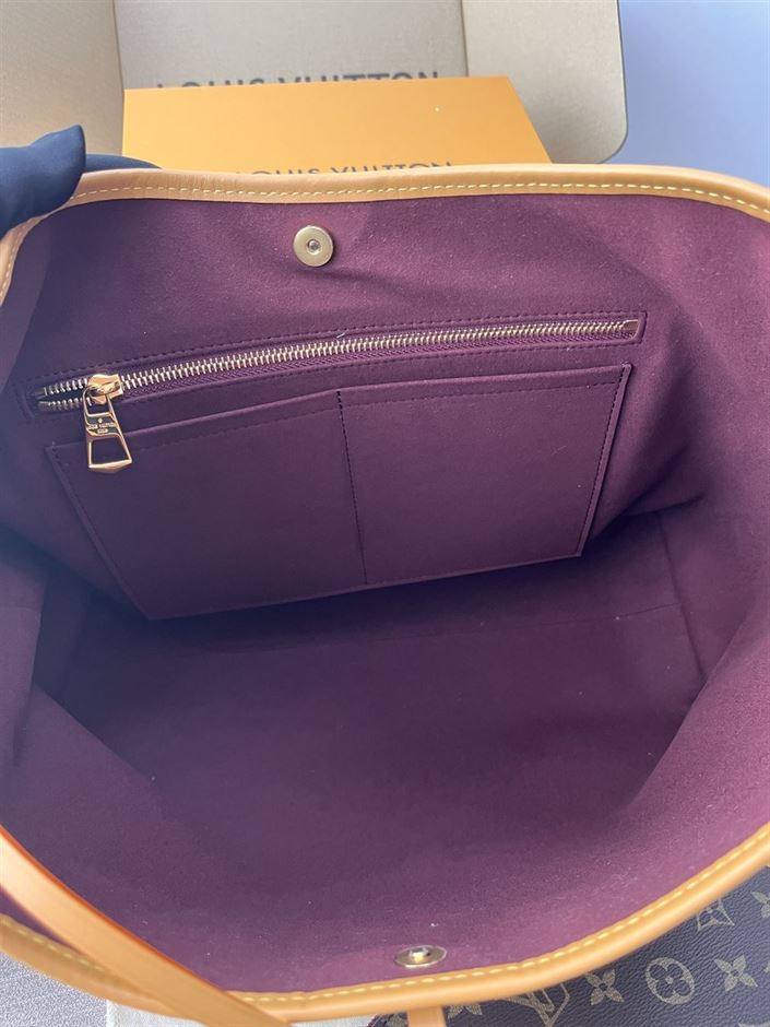 LOUIS VUITTON CARRYALL MM MONOGRAM – LW055