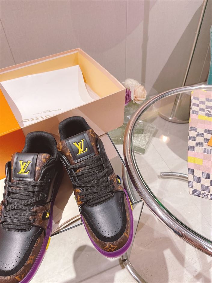 LOUIS VUITTON TRAINER MONOGRAM PURPLE – LVS130