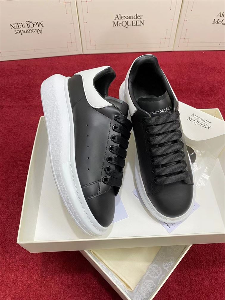 ALEXANDER MCQUEEN SNEAKER – ALD008