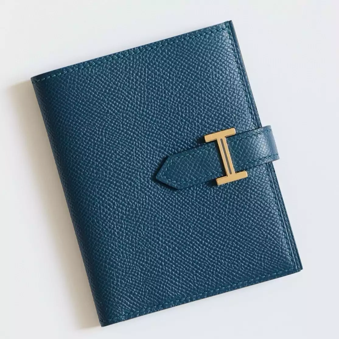 Hermes Bearn Compact Handmade Wallet in Deep Blue Epsom Calfskin – HW154