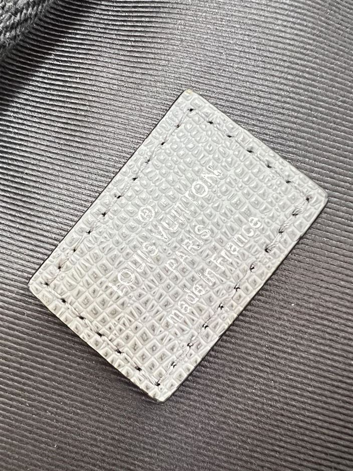 LOUIS VUITTON AVENUE SLING BAG TAIGA – LVB029