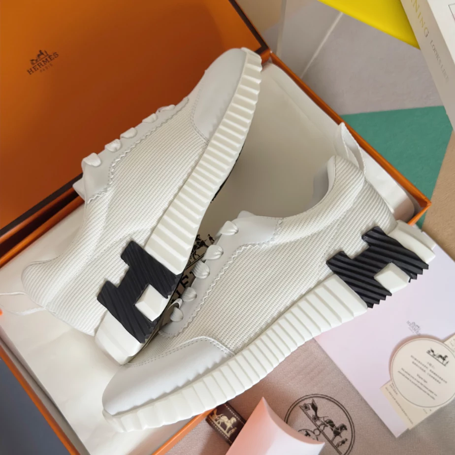 Hermes Bouncing Sneaker – HM094