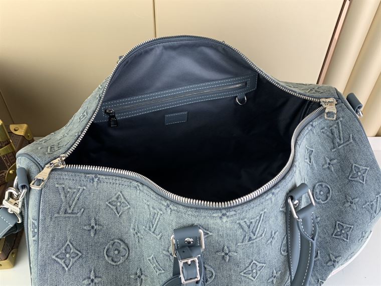 LOUIS VUITTON KEEPALL BANDOULIERE 50 – LVB052