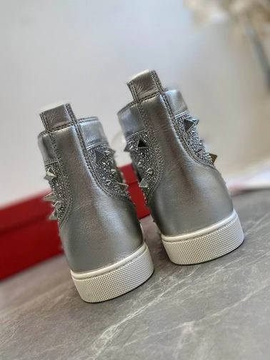 Christian Louboutin High-Top Sneaker – CLS061