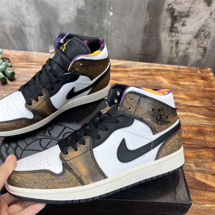 AIR JORDAN 1 MID SE – NSN028