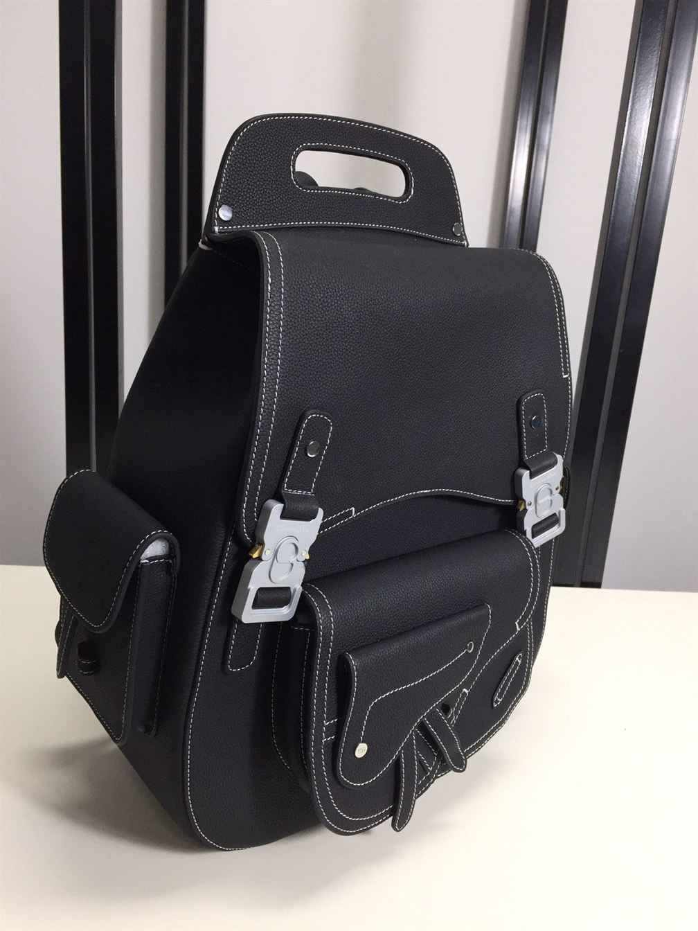 DIOR MAXI GALLOP BACKPACK BLACK GRAINED CALFSKIN – DIO011