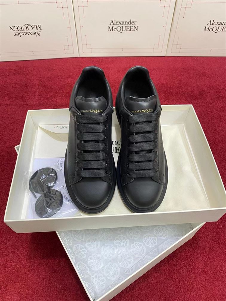 ALEXANDER MCQUEEN SNEAKER – ALD009