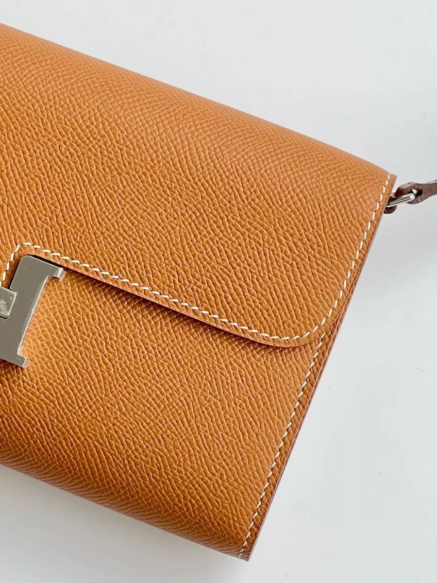 Hermes Constance To Go Wallet in Gold Epsom Calfskin – HW181