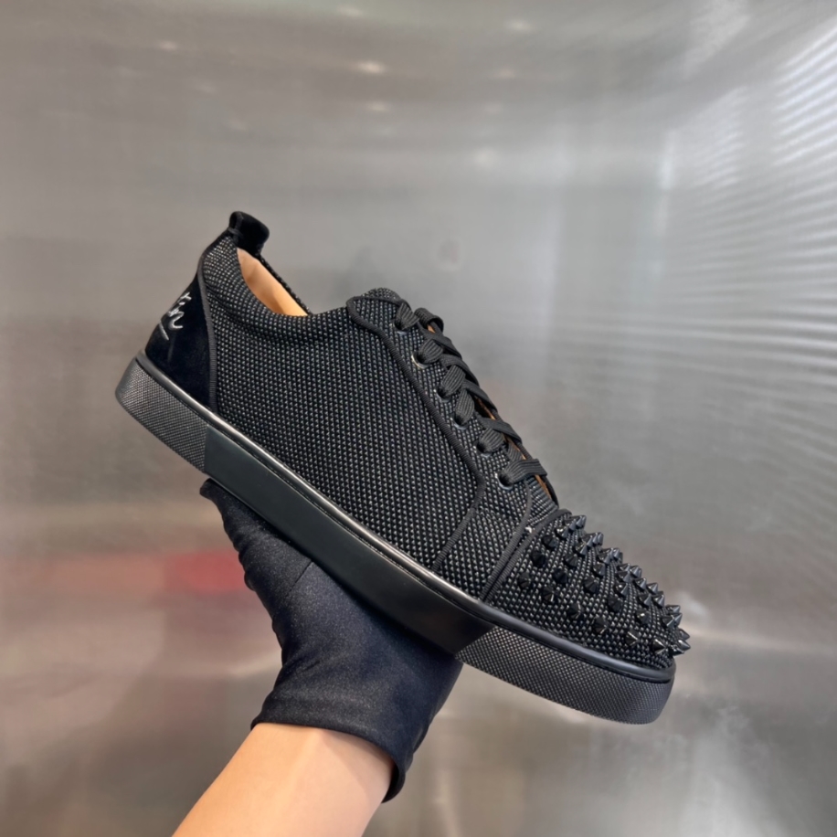 Christian Louboutin Vieira 2 Orlato Black Sneaker – CLS036