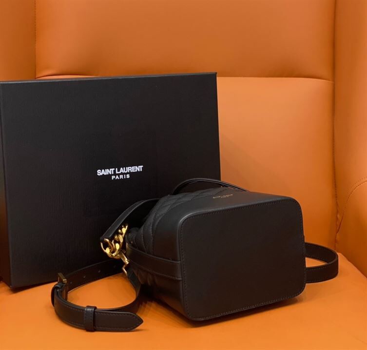 YSL EMMANUELLE SMALL BUCKET BAG IN QUILTED LAMBSKIN – YB043