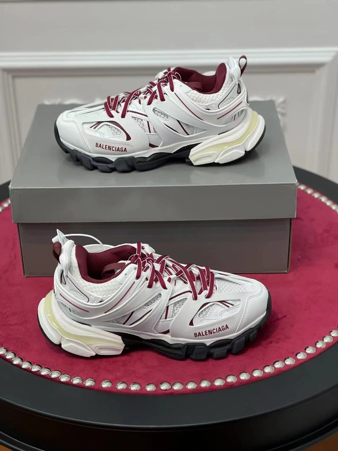 BALENCIAGA TRACK SNEAKER – BLA148