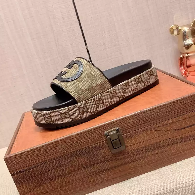 GUCCI SANDAL – GSL050