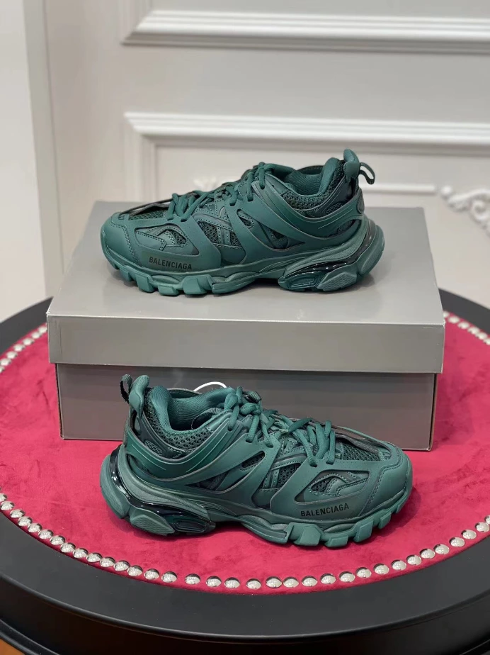 BALENCIAGA TRACK SNEAKER – BLA144