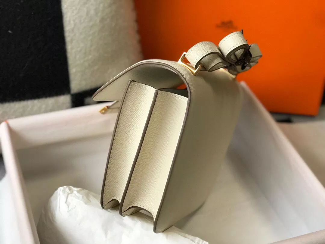 Hermes White Constance MM 24cm Epsom Leather Bag – HW036