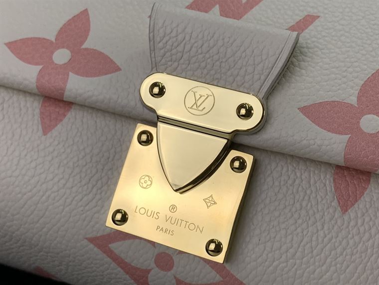 LOUIS VUITTON FAVORITE MONOGRAM EMPREINTE LEATHER – LW122