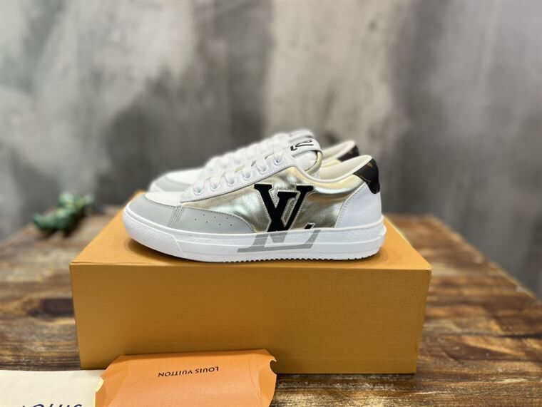 LOUIS VUITTON CHARLIE SNEAKER – LVS058