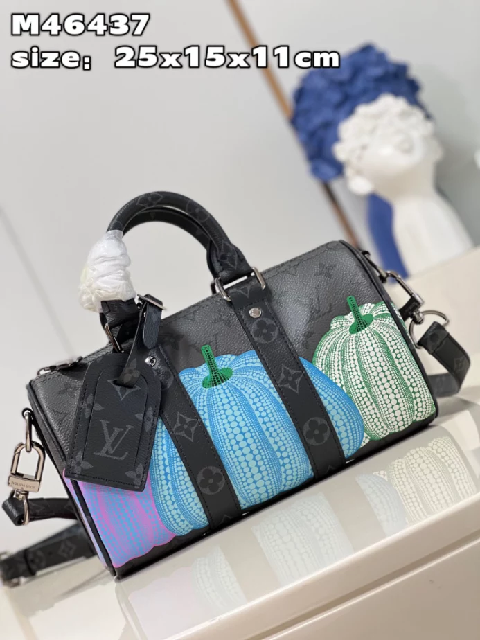 X Yayoi Kusama Keepall 25 Bag Monogram Eclipse Canvas M46437 – LW248