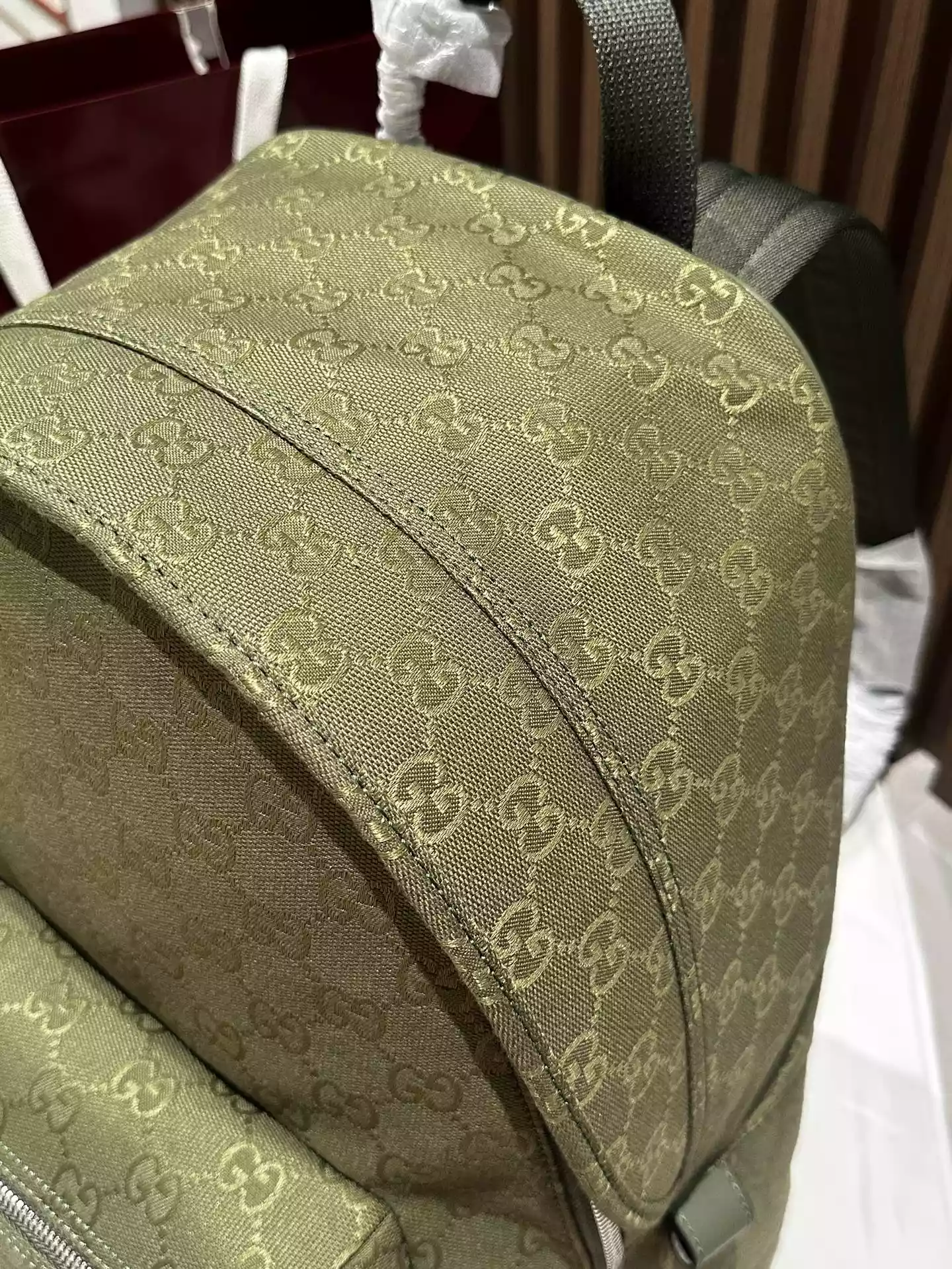 GG Emblem medium backpack in Black GG Canvas – BG064