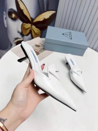 PRADA SABOTS MULES IN WHITE BRUSHED LEATHER – PSD055