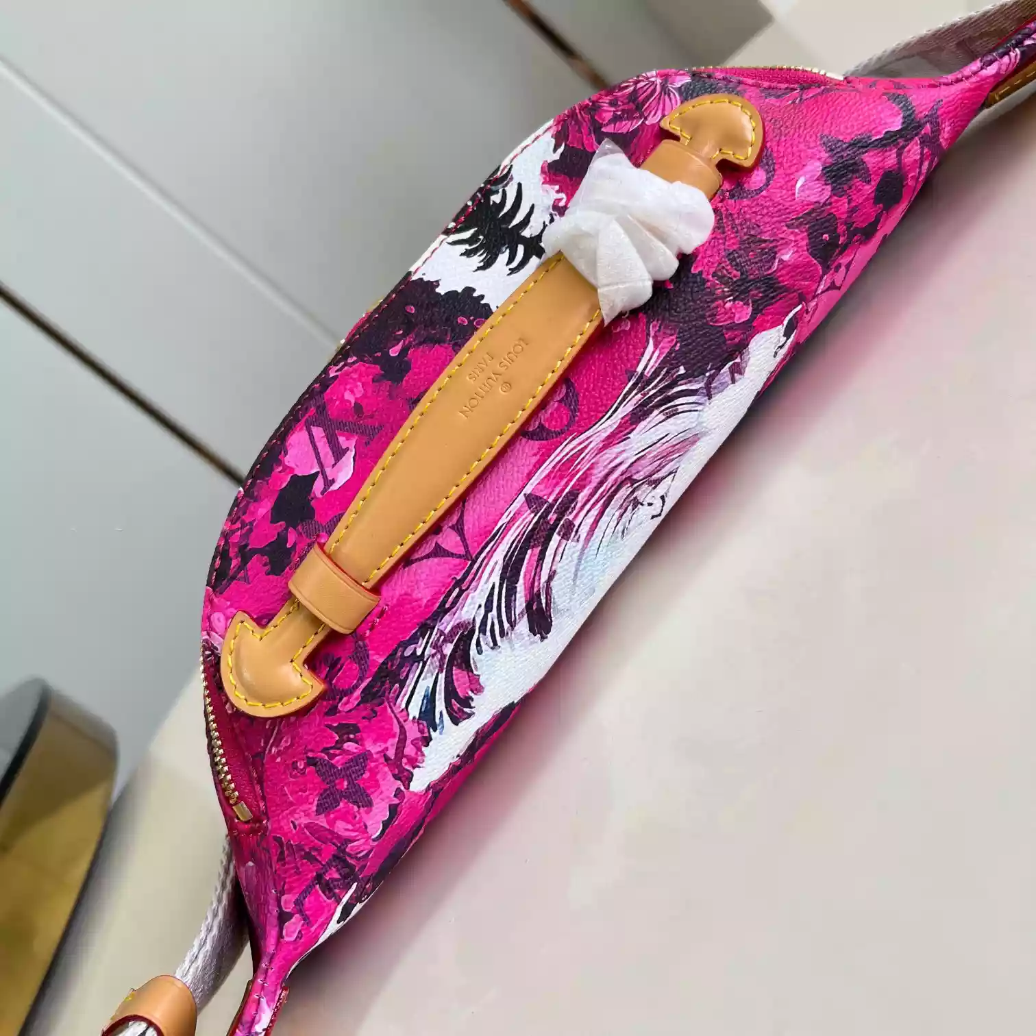 Rush Bumbag Pink Monogram Surfin’ Canvas M24987 – LW227