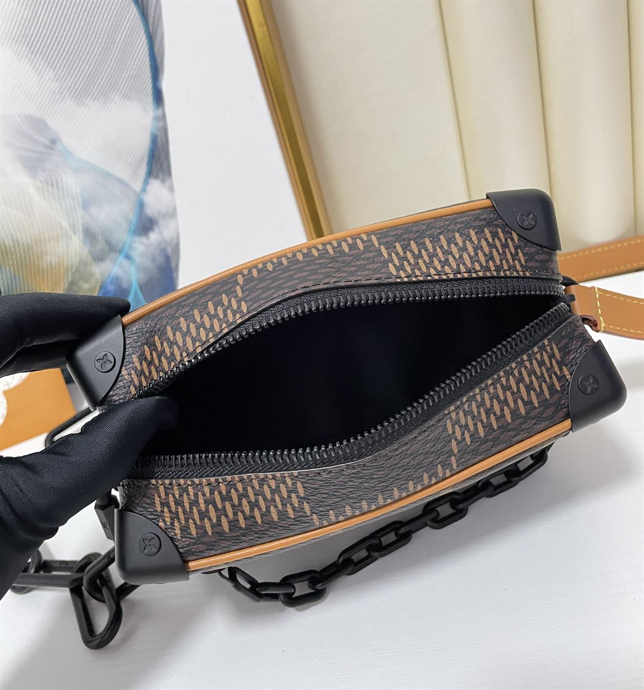 LOUIS VUITTON MINI SOFT TRUNK DAMIER EBENE – LVB070