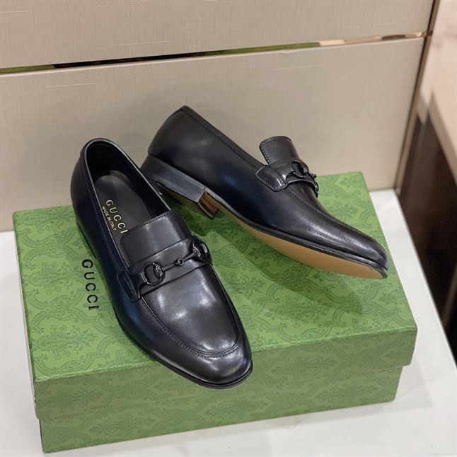 GUCCI HORSEBIT LEATHER LOAFER – GL050