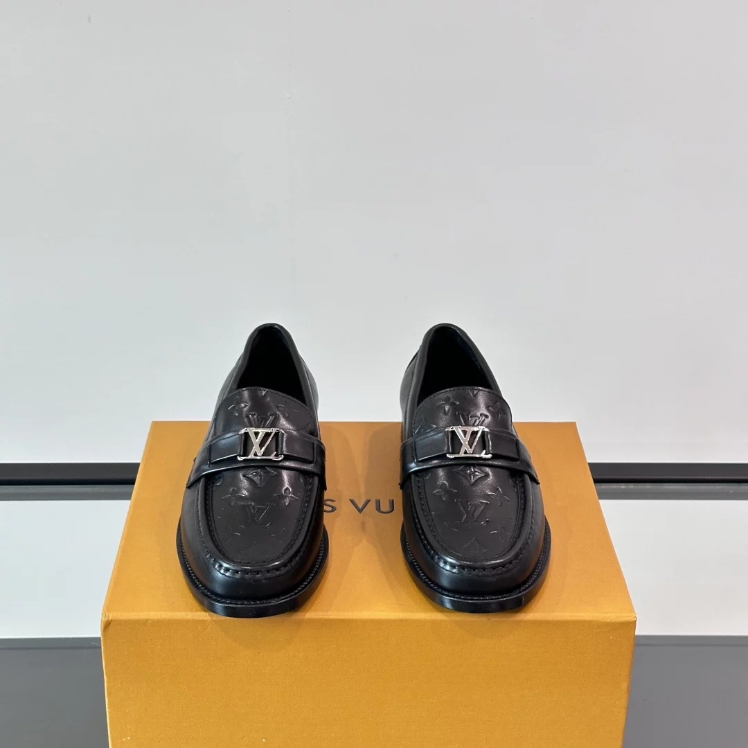 MAJOR LOAFERS IN BLACK – VL039
