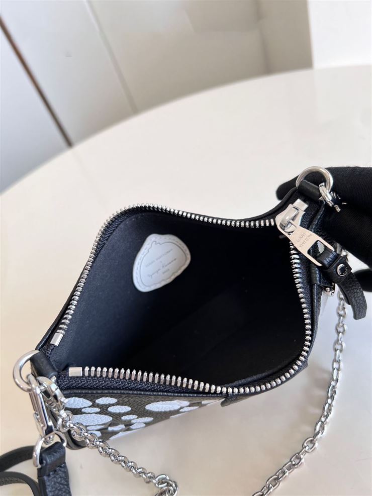 LOUIS VUITTON LV X YK EASY POUCH ON STRAP MONOGRAM EMPREINTE – LW074