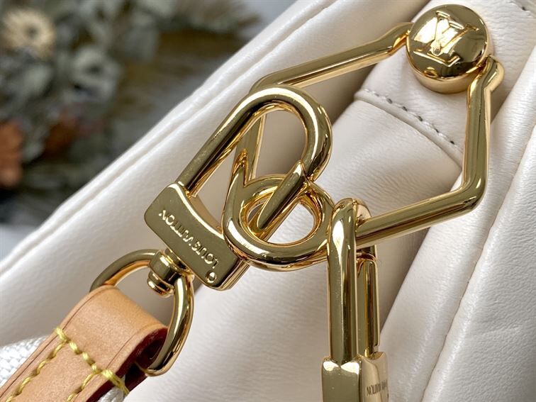 LOUIS VUITTON COUSSIN PM White – LW003