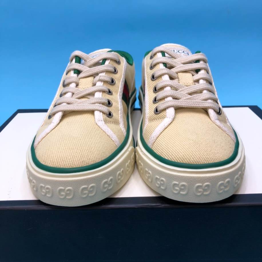 Gucci Off The Grid Butter Beige Sneakers – GCC184