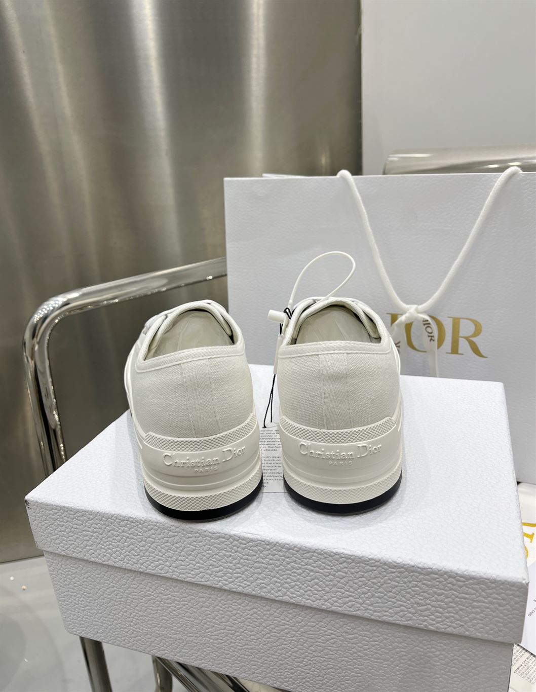 DIOR WALK’N’DIOR SNEAKER WHITE COTTON CANVAS – DO125