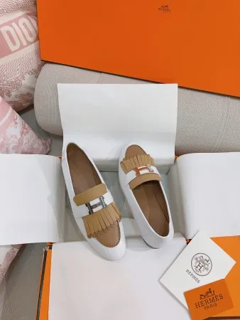 Hermes Women’s Royal Loafers in Multicolor Calfksin – HM049