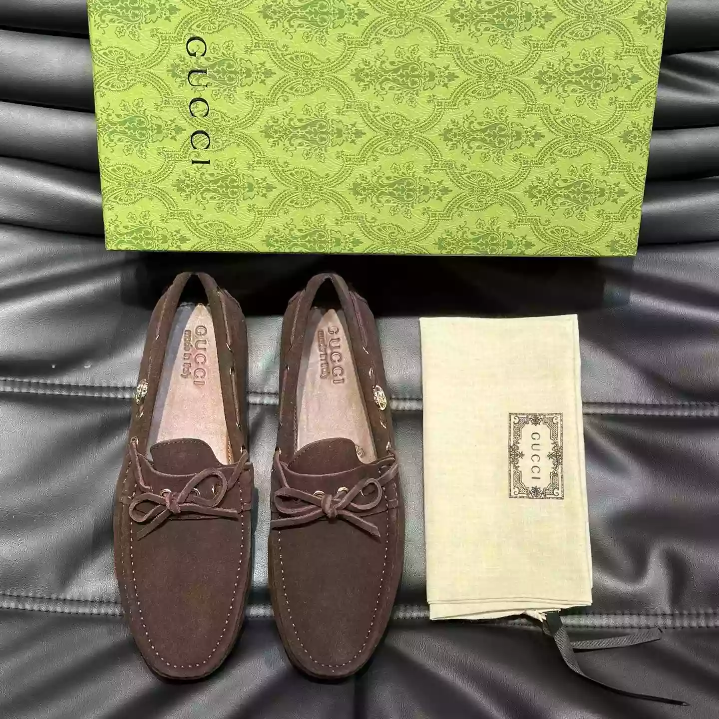 MEN’S DRIVER WITH INTERLOCKING G IN DARK BROWN – GL099