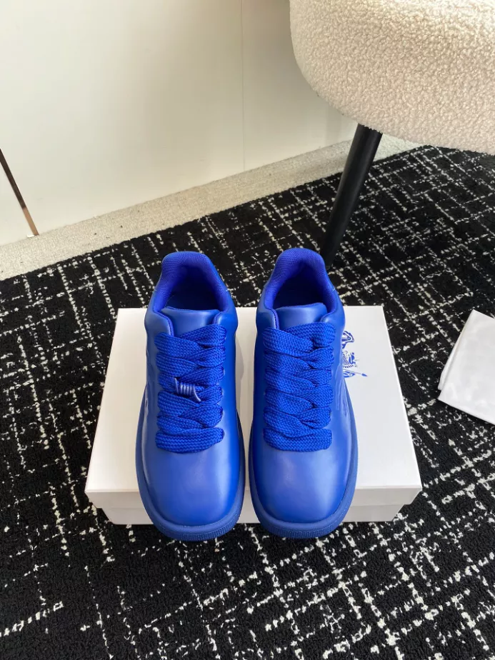 BURBERRY LEATHER BOX SNEAKERS – BBR100