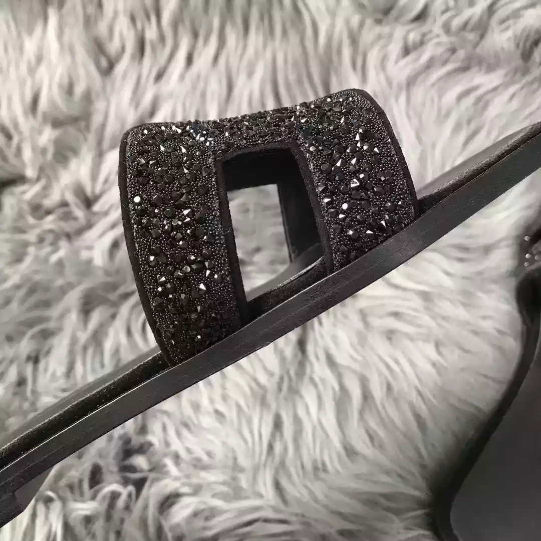 HERMES ORAN SLIDE SANDALS IN BLACK SUEDE WITH BLACK CRYSTAL – HMSD102