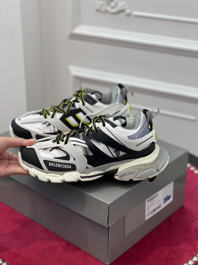 BALENCIAGA TRACK SNEAKER – BLA138