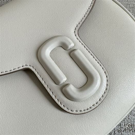 DIOR MARC JACOBS THE J MACRC LATTE SADDLE BAG – DOB090