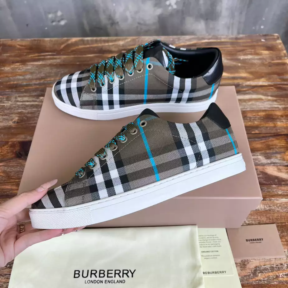 BURBERRY CHECK AND LEATHER SNEAKERS – BBR074