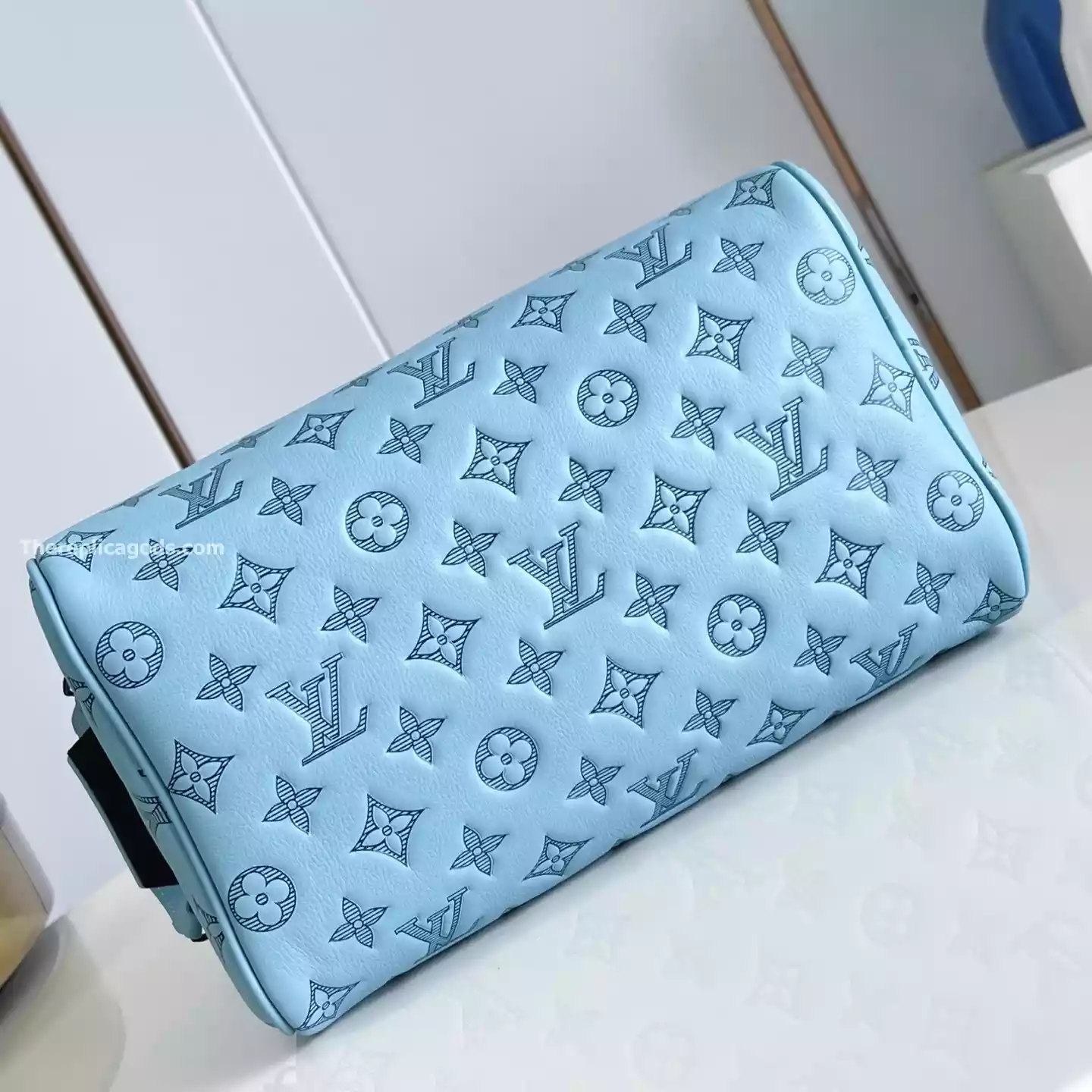 DOPP KIT BLUE MONOGRAM SHADOW – LW302