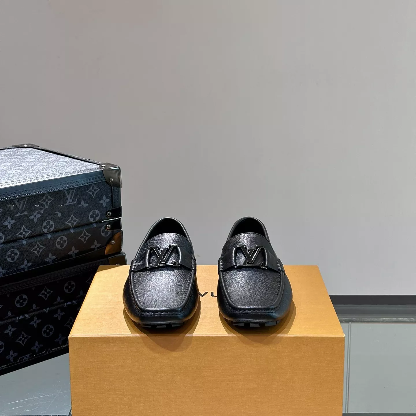 MONTE CARLO MOCCASIN IN BLACK – VL045